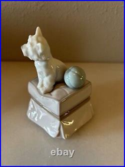 Lladro 6985 My Favorite Companion Westie Dog & Ball