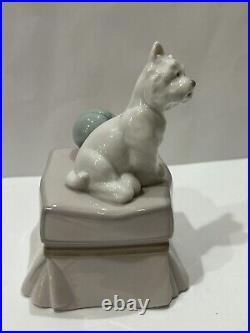 Lladro #6985 My Favorite Companion Westie Schnauzer Dog 2002 Made In Spain