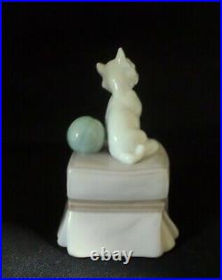 Lladro 6985 My Favorite Companion Westie dog with ball MWOB, RV$225