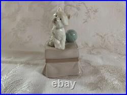 Lladro 6985 My Favorite Companion Westie puppy dog with ball RV$225