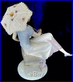 Lladro #7612 Picture Perfect 1989 Lady Sitting With A Dog And Parasol Brand New