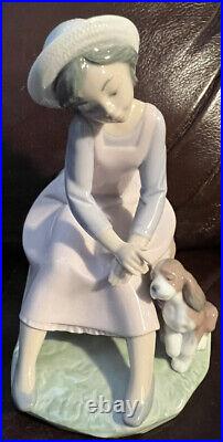 Lladro 7645 By My Side RETIRED! Glossy! Mint condition! No Box! Rare