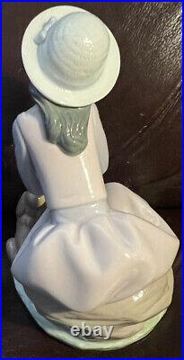 Lladro 7645 By My Side RETIRED! Glossy! Mint condition! No Box! Rare