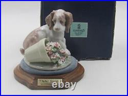 Lladro 7672 It Wasn't Me Lladro Society 1998 Porcelain Dog Figurine in Box