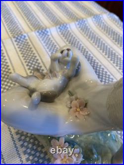Lladro 7711 Playtime With Petals Perfect Condition