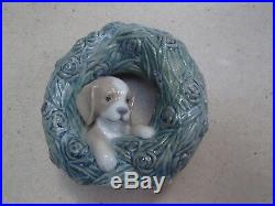 Lladro 8071 Puppy Natural Frames dog in round green arbor MWOB, RV$230