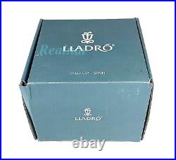 Lladro 8318 Yorkshire Yorkie Terrier Dog 4.5 Porcelain Figurine New Box