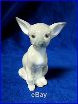 Lladro #8367 Chihuahua Brand New In Box Small Dog Cute Sale Save$$ Free Shipping