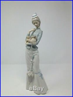 Lladro A Walk With The Dog 4893 Woman Pekingese Figurine 14.5 Mint