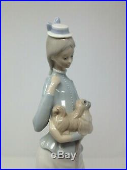 Lladro A Walk With The Dog 4893 Woman Pekingese Figurine 14.5 Mint