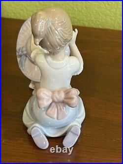 Lladro An Elegant Touch Girl and Puppy Dog with Hat 6862