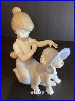 Lladro An Elegant Touch Retired #6862 Excellent Condition No-Box