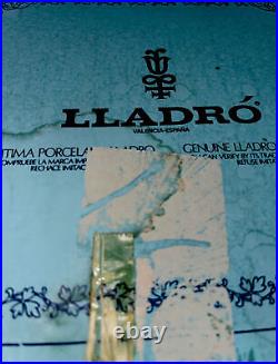 Lladro BASHFUL BATHER # 5455, Girl WithDog Bathing Washing RETIRED 2001 With Org Box