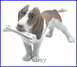 Lladro BASSETT HOUND DOG Figurine 6398 MORNING DELIVERY NO Box / Retired 2001