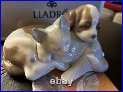 Lladro BOSOM BUDDIES Figurine 6599 Dog Cat Retired Box