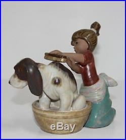 Lladro Bashful Bather #2273 Figurine Gres Girl Washing Dog Perfect