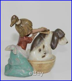 Lladro Bashful Bather #2273 Figurine Gres Girl Washing Dog Perfect