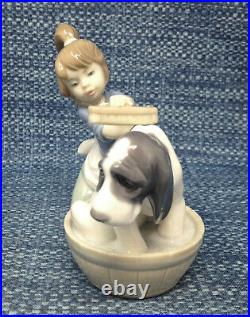 Lladro Bashful Bather 5455 Girl Bathing Dog Figurine 5 Mint in Box