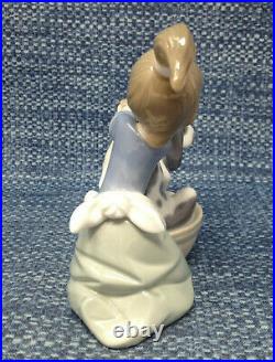 Lladro Bashful Bather 5455 Girl Bathing Dog Figurine 5 Mint in Box