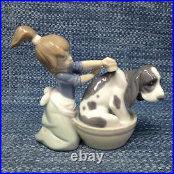 Lladro Bashful Bather 5455 Girl Bathing Dog Figurine 5 Mint in Box