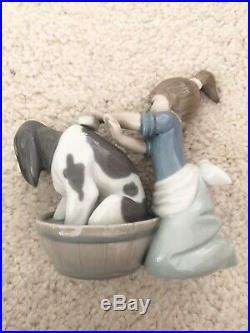 Lladro Bashful Bather #5455 Girl Washing Dog Mint With Box