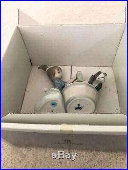 Lladro Bashful Bather #5455 Girl Washing Dog Mint With Box