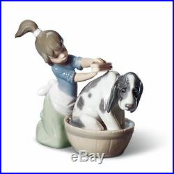 Lladro Bashful Bather Dog Figurine 01005455 / 5455