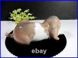 Lladro Beagle Puppy Lying 1072 Figurine Vintage