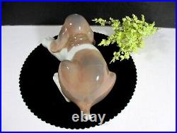 Lladro Beagle Puppy Lying 1072 Figurine Vintage