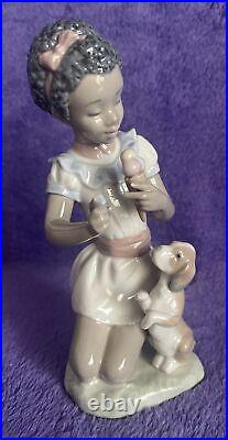 Lladro Black Legacy SHARING SWEETS #5836 Girl Ice Cream Dog Helado Para Dos Mint