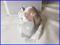 Lladro Bosom Budd Figurine, #6599 Cat & Dog