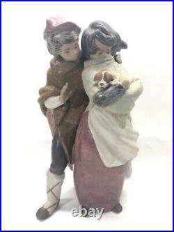 Lladro Boy And Girl With Dog Facing Wind #1279 Figurine (cmp046426)