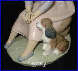 Lladro By My Side Porcelain Figurine # 7645 Girl Sitting With Dog Spain Mint