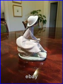 Lladro By My Side Porcelain Figurine # 7645 Girl Sitting With Dog Spain Mint