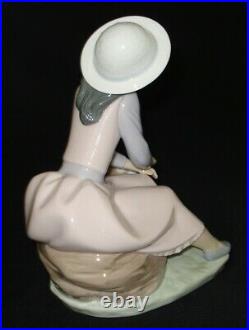 Lladro By My Side Porcelain Figurine # 7645 Girl Sitting With Dog Spain Mint