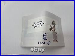 Lladro CHIT-CHAT Figurine #05466 Glossy Girl on Phone With Dog Original Box 1990