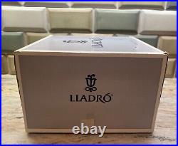 Lladro COMPUTING COMPANIONS 06692 Figurine Girl, Computer, Dog withBox NIB COA