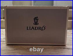 Lladro COMPUTING COMPANIONS 06692 Figurine Girl, Computer, Dog withBox NIB COA