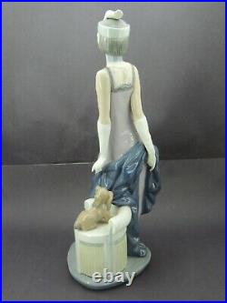 Lladro COUPLET Lady with Dog a 1920's Flapper Girl Figurine #5174 13.5 inches