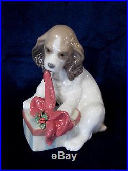 Lladro Can't Wait #8692 Brand Nib Christmas Cute Dog Opening Present Save$$ F/sh