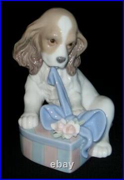 Lladro Can't Wait Dog Porcelain Figurine # 8312 Mint