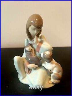 Lladro Cat Nap Girl Hushing Dog with a Sleeping Cat in Original Box 5640