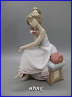 Lladro Chit Chat Girl Figurine #5466 Telephone & Dalmatian Puppy Dog 7.75 MINT