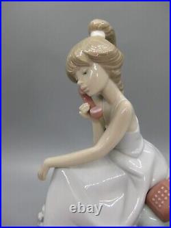 Lladro Chit Chat Girl Figurine #5466 Telephone & Dalmatian Puppy Dog 7.75 MINT