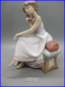 Lladro Chit Chat Girl Figurine #5466 Telephone & Dalmatian Puppy Dog 7.75 MINT