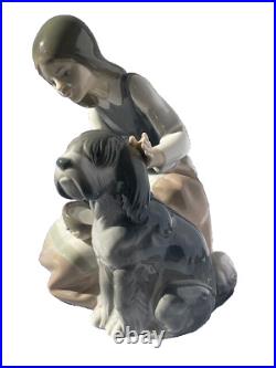 Lladro Chow Time Girl Feeding Sheepdog #1334 Issued 1977 Retired 1981