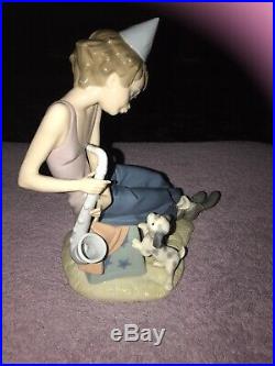 Lladro Clown with Saxophone and Dog Glossy Fine Porcelain Figurine #5059 10