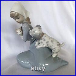 Lladro Collectible Little Friskies #5032 Girl with Cat & Dog Porcelan Figurine