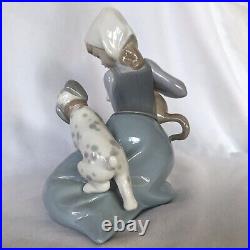 Lladro Collectible Little Friskies #5032 Girl with Cat & Dog Porcelan Figurine