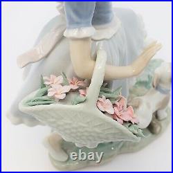 Lladro Country Lass With Dog And Basket Of Flowers Porcelain Figurine 1004920